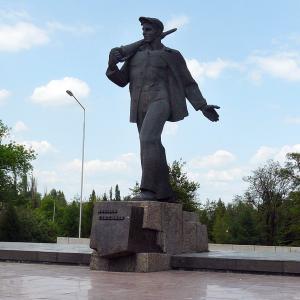 Стаханов