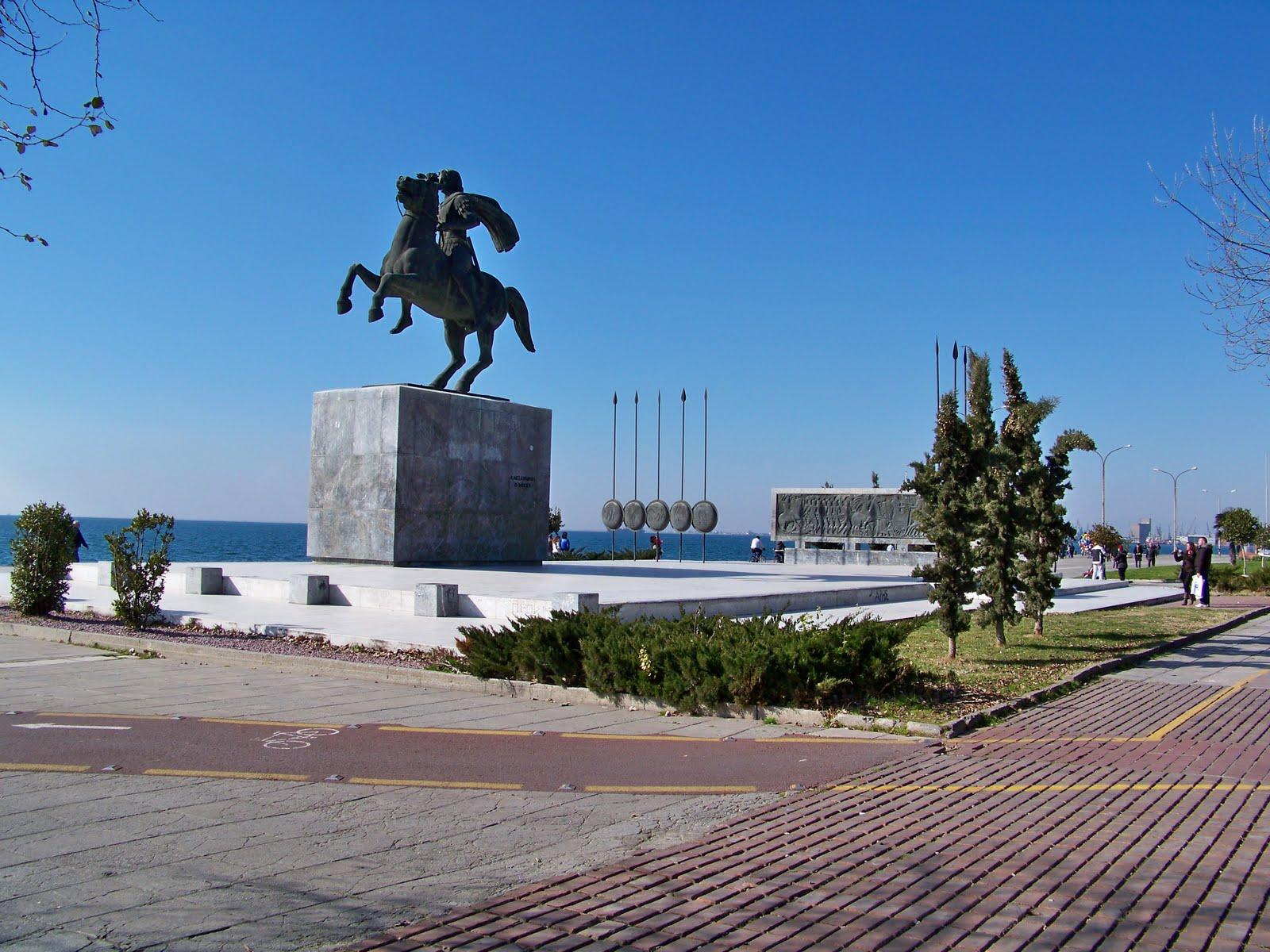 Памятник Александру Македонскому