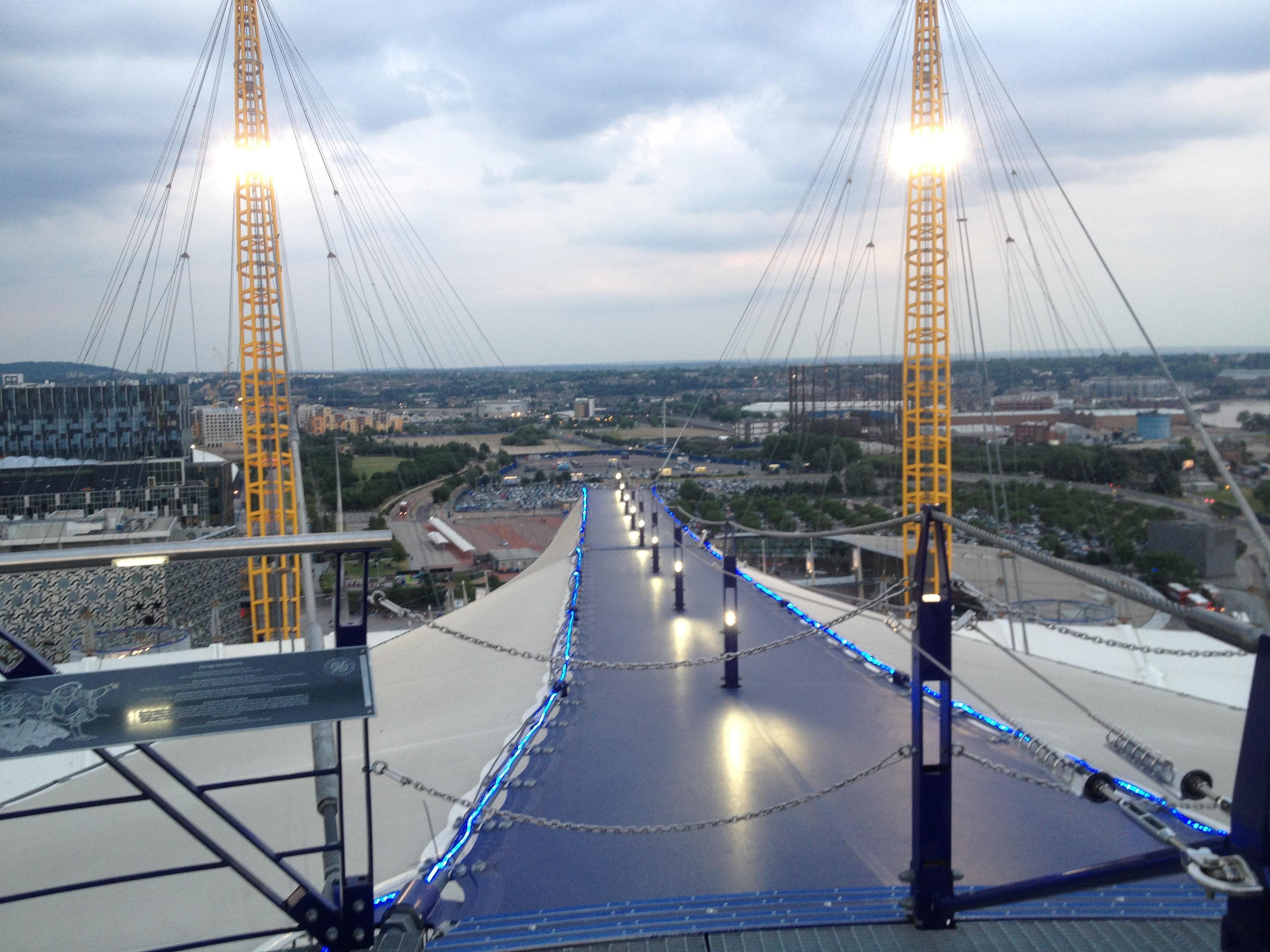 Крыша Арены O2