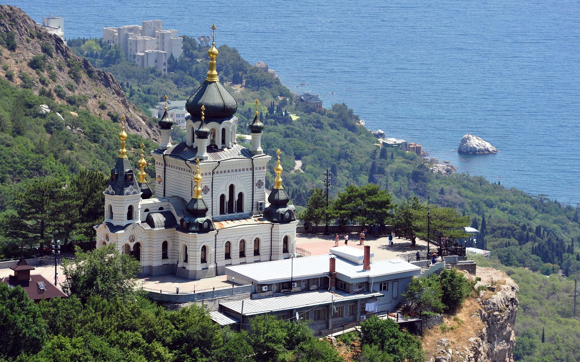 Воскресенская церковь