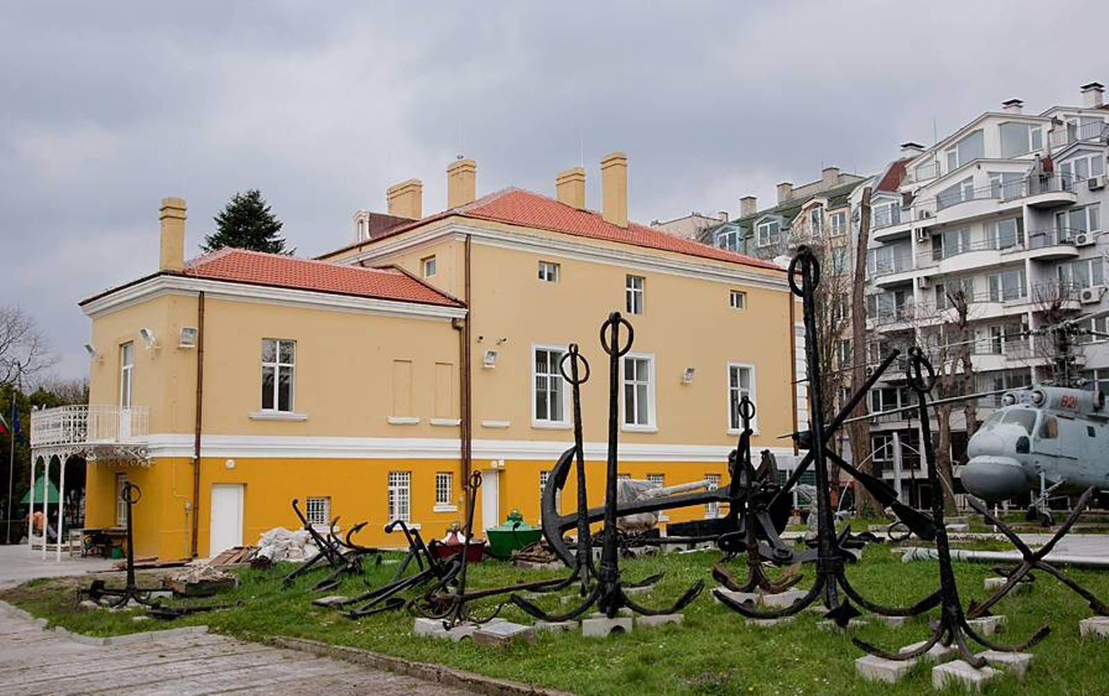 Военно-морской музей